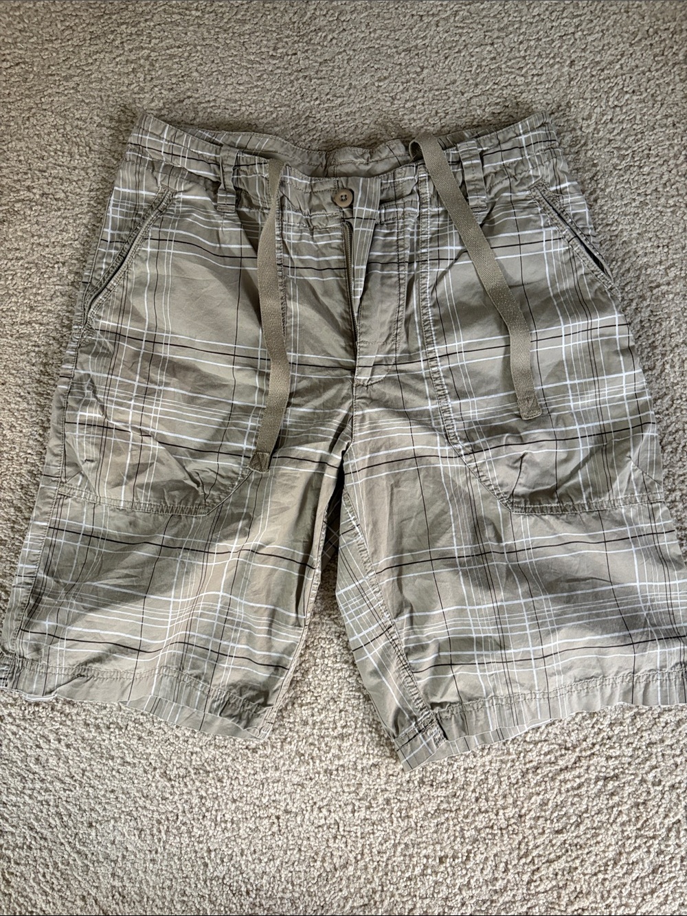 Nike athletic dept Men's Plaid Cargo Shorts - tan M